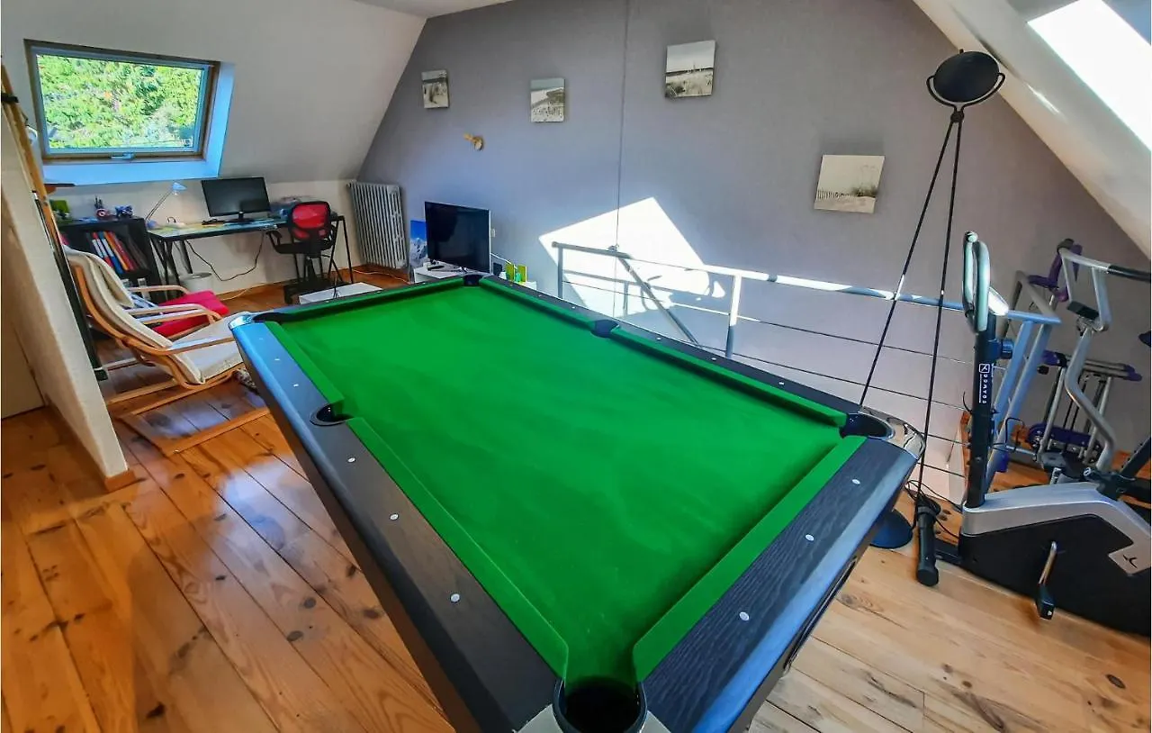 Amazing Home In Moelan Sur Mer With Kitchen Moelan-sur-Mer